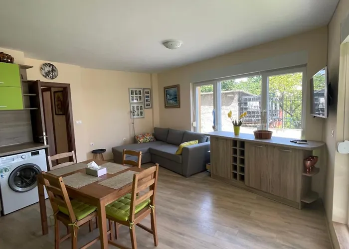 Summer 1 - Relaxing Near Apartament