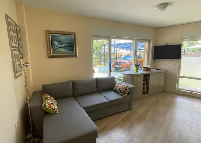 Summer 1 - Relaxing Near Sarafovo